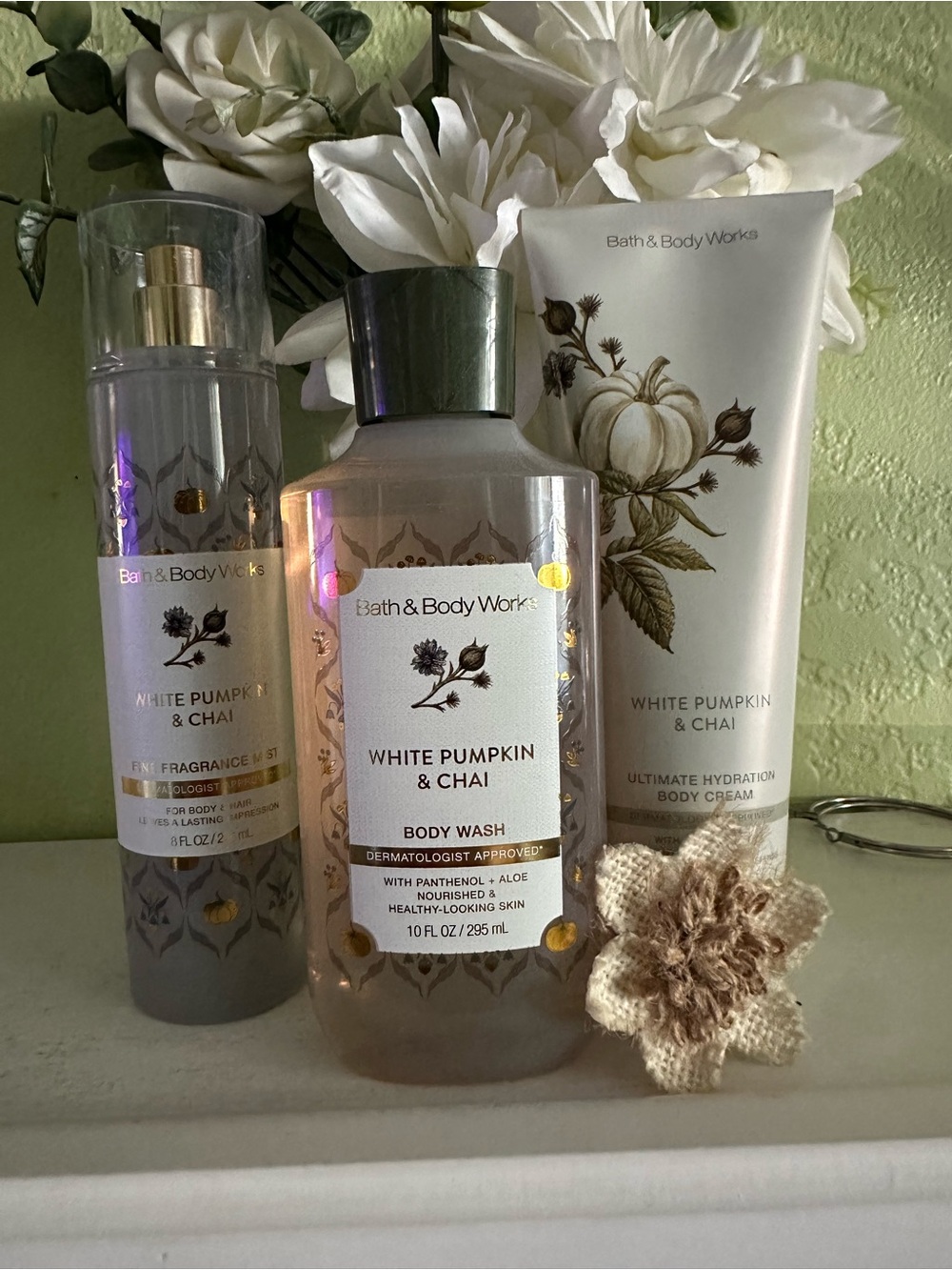 Bath & Body Works White Pumpkin & Chai (3) Pc Body Care Set